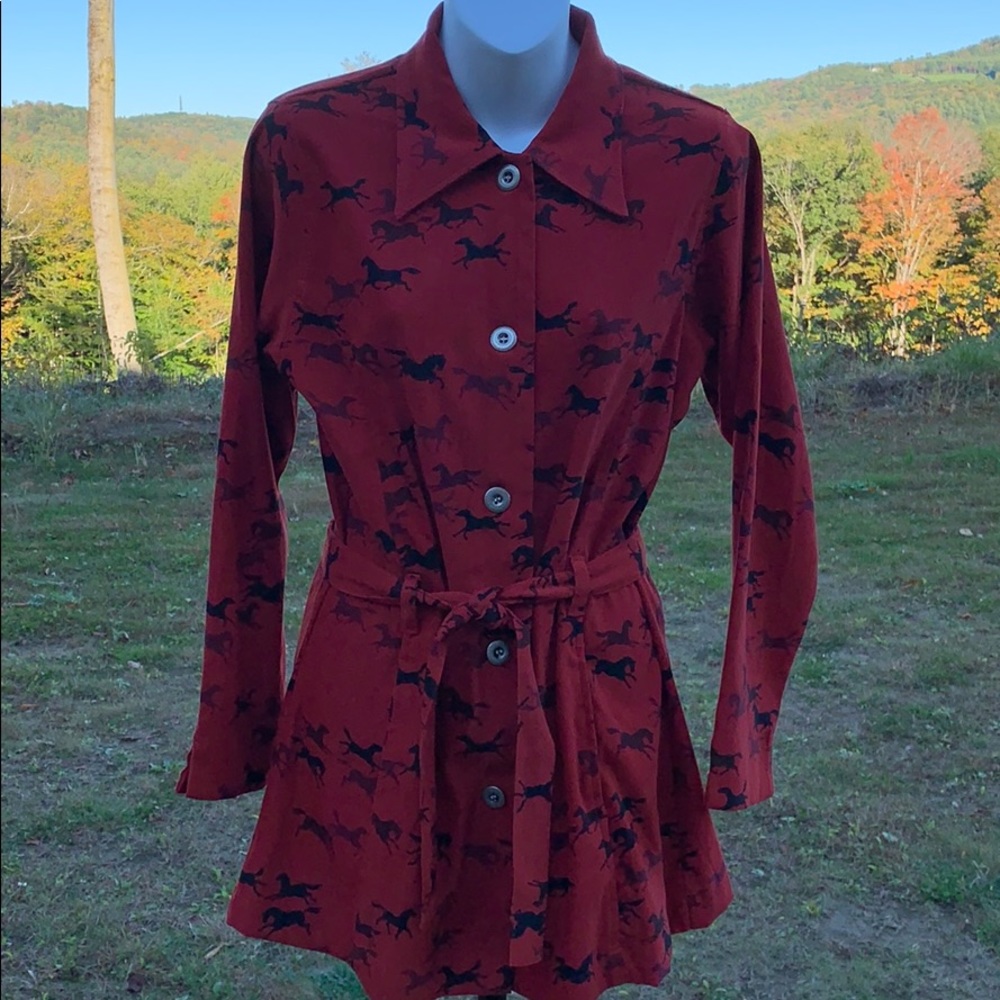 Long Sleeve Button Down Shirt with Horses Small